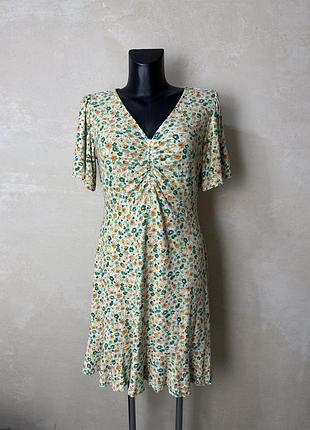 Сукня з натуральної тканини