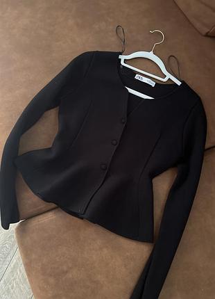 Крутий піджак zara
