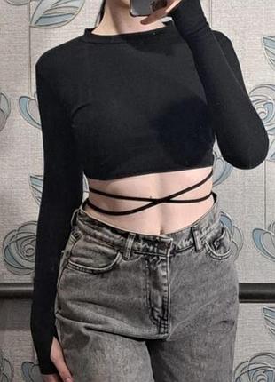 Топ на завязках черный