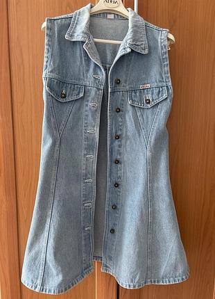 Жіночий одяг