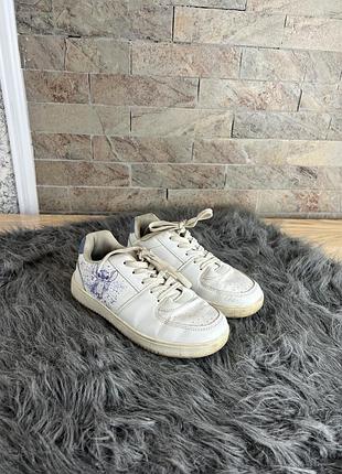 Кросівки стіч