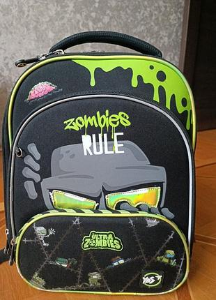 Школьный рюкзак / рюкзак