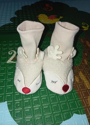 Теплые пинетки на малыша от бренда primark