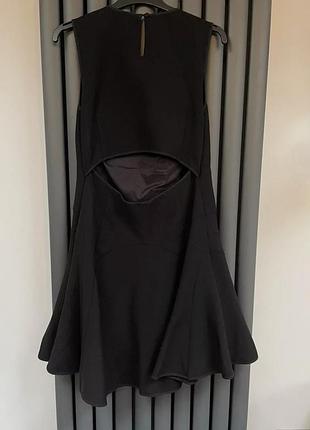 Платье женское стильное тренд с вырезом на спине