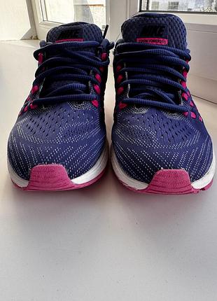 Кросівки для бігу