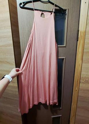 Трикотажное платье розовое оверсайз