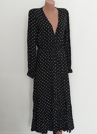 Вискозное длинное платье в горошек