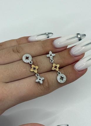 Сережки з конюшиною мікс срібло та золото тренд 2025