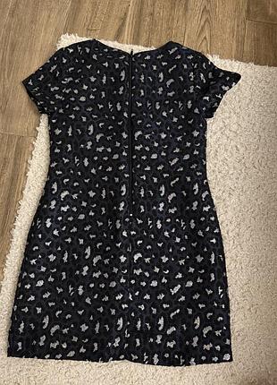 Костюмна сукня з блиском