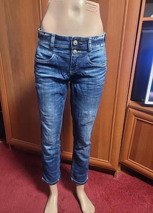 Джинси на талії з заниженою посадкою, розмір 30 jane.