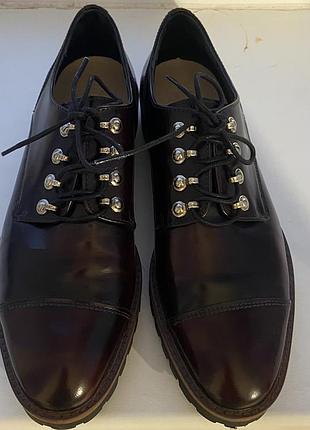 Туфлі осінні, жіночі 39 розмір. massimo dutti. нові