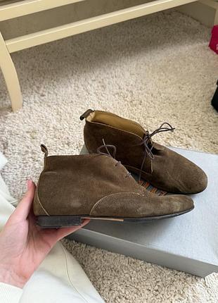 Замшеві коричневі черевики