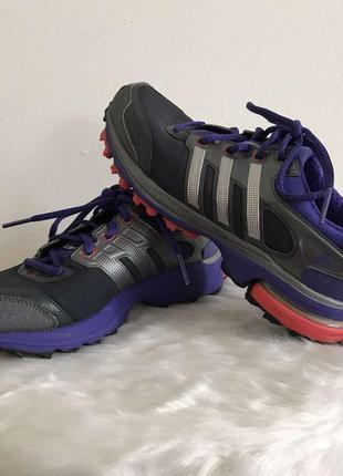 Кросівки Serato entwirft einen speziellen adidas Forum High