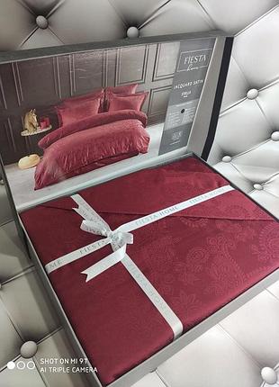 Жаккардовое постельное белье красного цвета. евро размер. 100% хлопок. 4 наволочки. fiesta турция stella