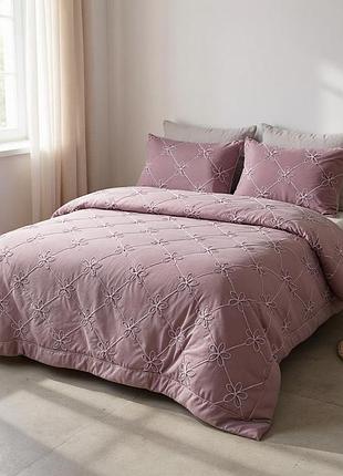 Покривало 200х230см., наволочки + простирадло. велюровое. лиловый