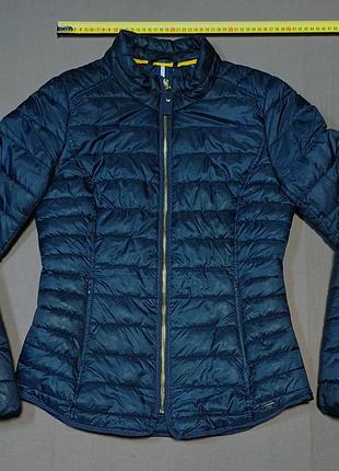 Плечи 38 см joules 
 темносиняя стеганая куртка 
style: 213292
maine: 100% polyester 
size uk6    colour : navy