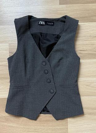 Жилетка zara