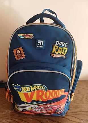 Рюкзак полукаркасный kite для мальчика 38x29x16.5 см 16 л hot wheels (hw22-706m)