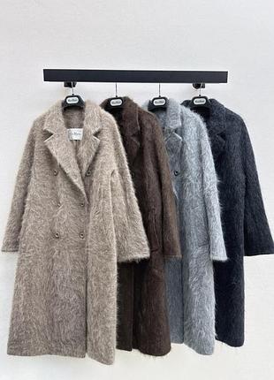 Пальто жіноче