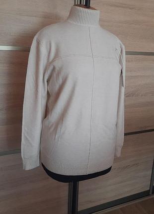 Светр гольф теплий білий молочний   під горло 46-52 розмір