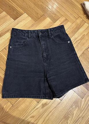 Широкі джинсові шорти