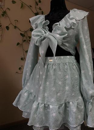 Костюм з віскози з воланами (топ + спідниця-шорти)