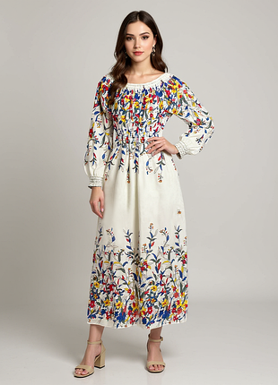 Белое платье в цветочный принт