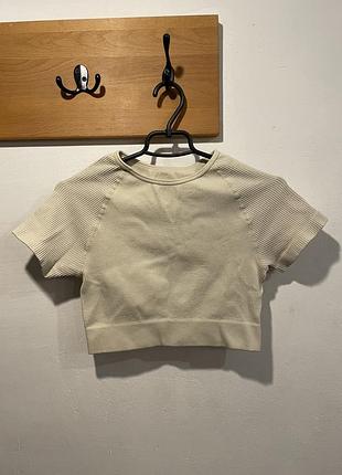 Топ бежевий s-m