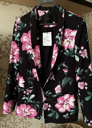 Женский пиджак новый