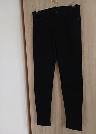 Стильные женские черные джинсы hollister