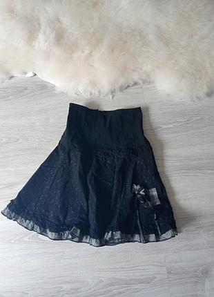 Шикарна чорна спідниця з прошвою