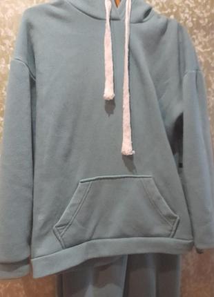 Костюм для девочки 152 р б/у