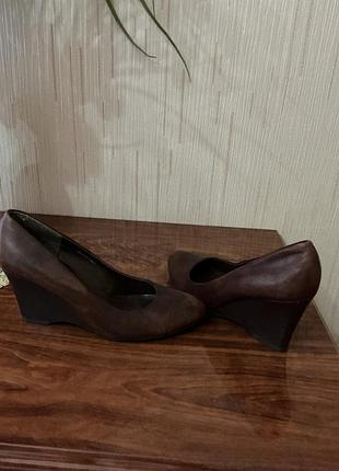 Туфлі жіночі
