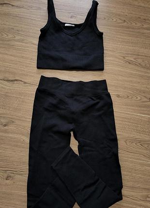 Спортивный костюм лосины леггинсы топ