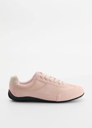 Рожеві жіночі кросівки 36-41
