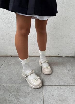 Туфли 184, р.28,30,33,34, лакированная эко-кожа, беж