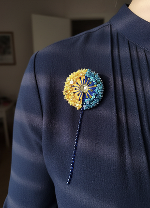 Брошка кульбабка синьо-жовта
