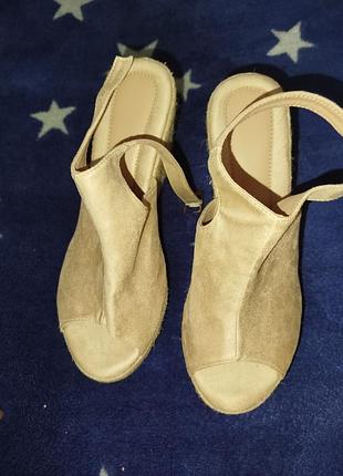 Босоніжки жіночі 41 розмір