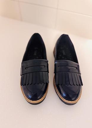 Мешти, лофери, туфлі, взуття для дівчинки