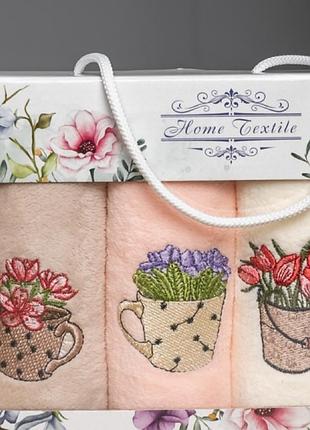 Набор из трех полотенец