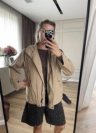 Зручна куртка