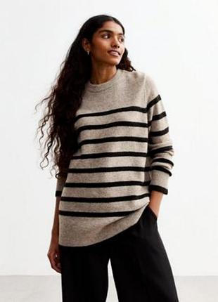 Коричневый полосатый джемпер
женский свитер new look 
новый вид, размер u9 18