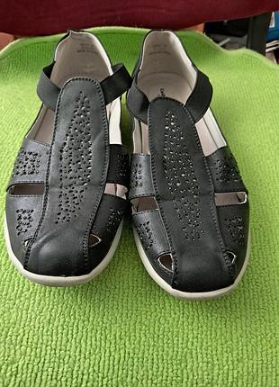Туфли 42р эко кожа новые