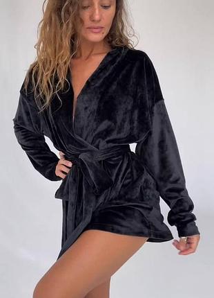 Женский велюровый халатик короткий черный мод.083