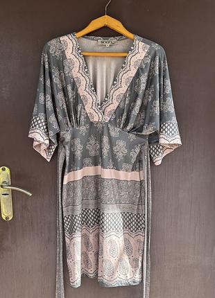 Сукня жіноча демісезон із поясом