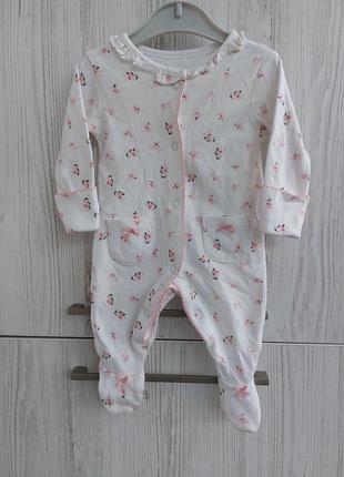 Брендовый котоновый человечек для новорожденной девочки