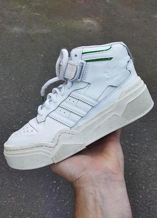 22,5 см трендові кросівки білі на високій підошві adidas forum bonega 2b