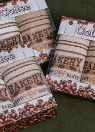 Набор из трех кухонных полотенец