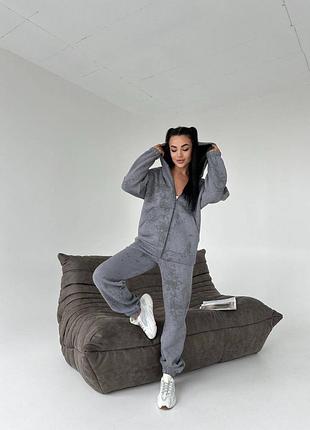 Теплий костюм