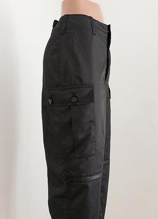 Брюки с карманами